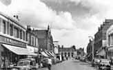 Goole: Boothferry Road & Woolworths