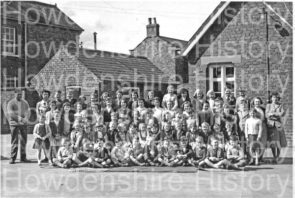 school-1960sjw-mr-thomas-whole-school