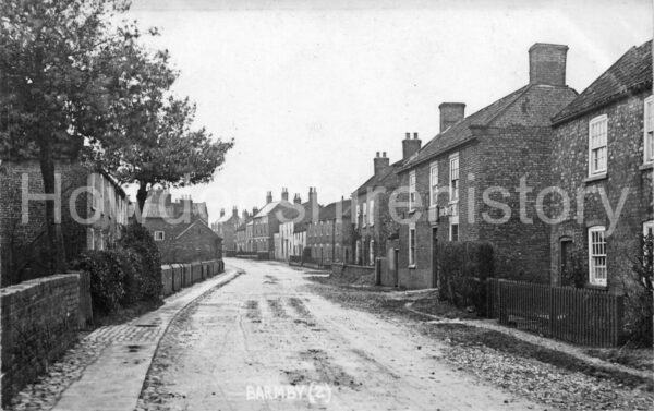 barmby-on-the-marsh-main-street