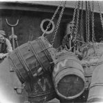 unloading-barrels