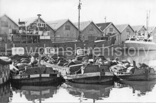 acaster-barges