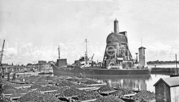 coal-hoist-tom-puddings