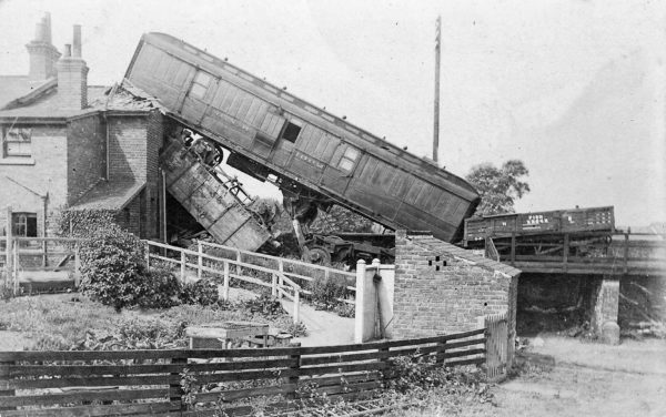 heck-rail-crash