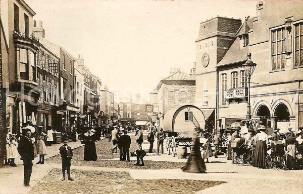 howden-market-place_edited-1