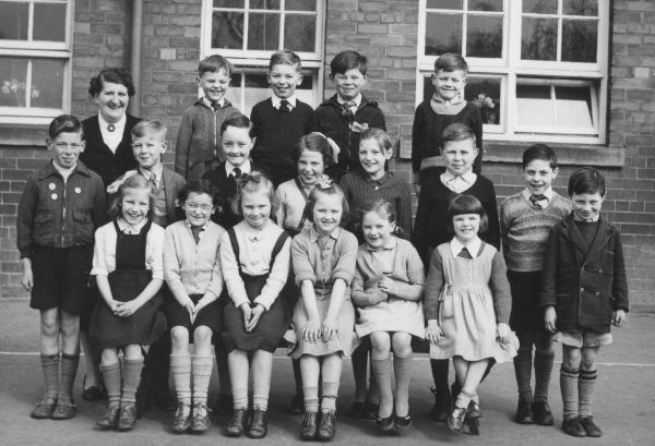 1950s-woman-teacher