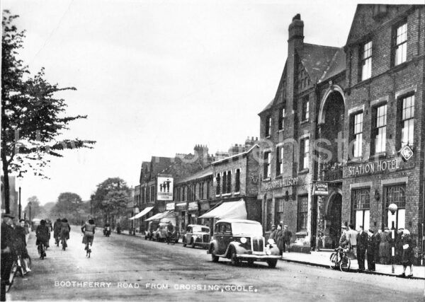 boothferry-rd-w-station-hotel