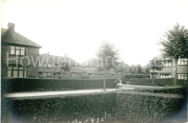 goole-westfield-square-entrance