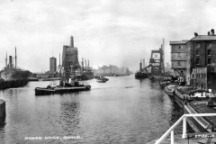 Barge dock