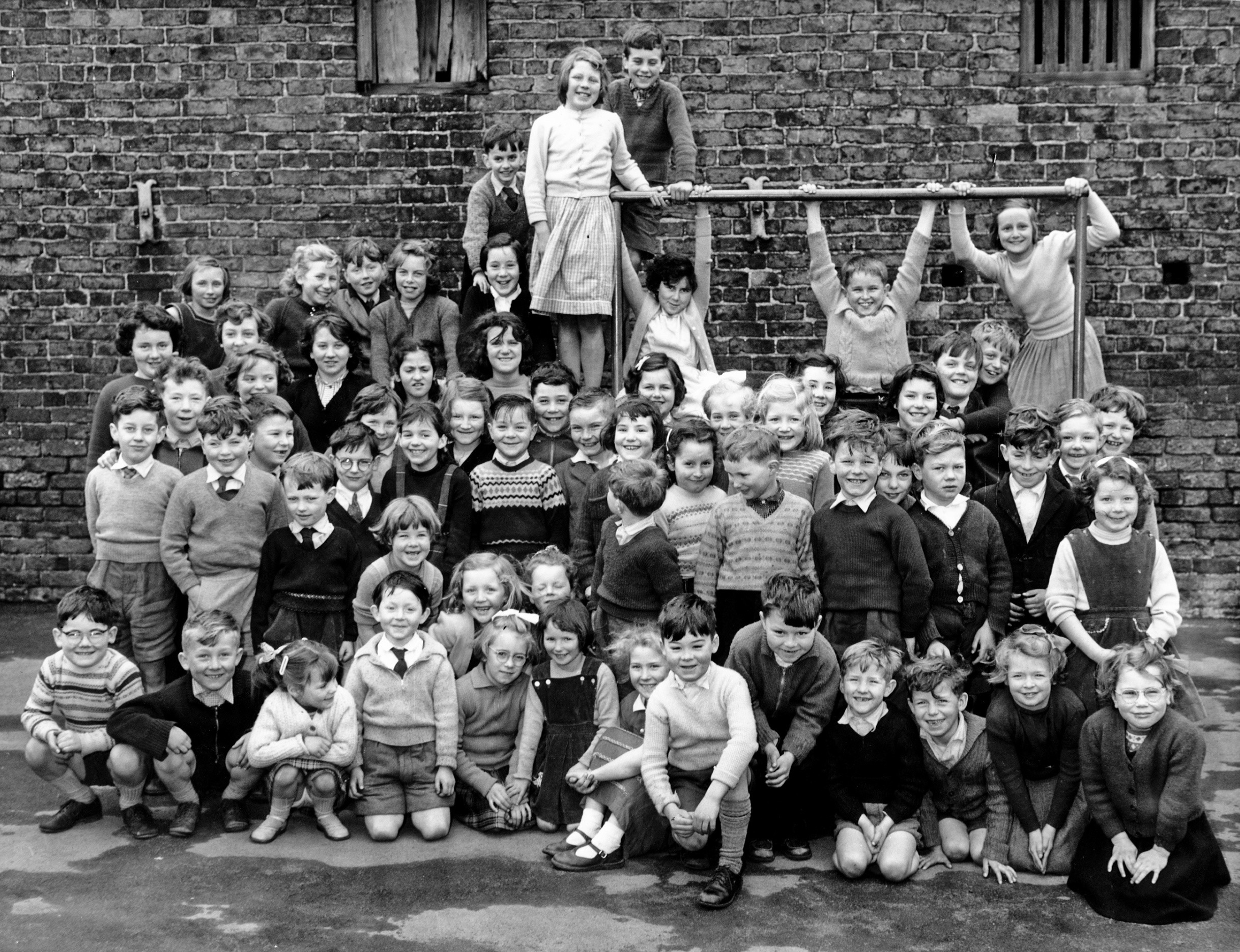 school-1960-school-pic