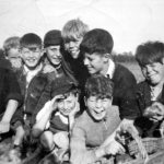 howden-boys-potato-picking